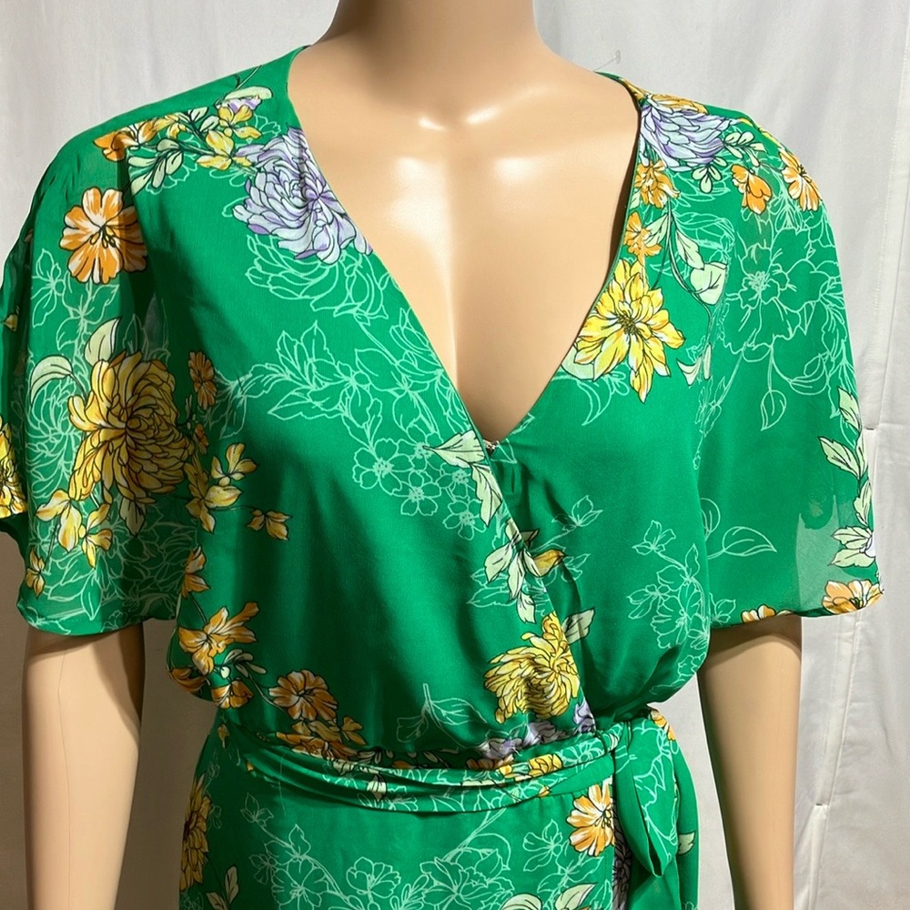 Luxology Emerald Green Garment